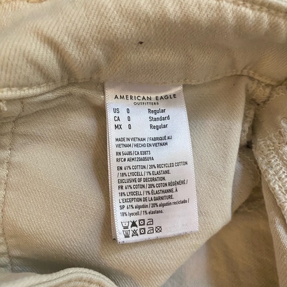 Women’s American Eagle Pants - Picture 2 of 4